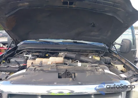 1999 Ford F-250 Lariat/Xl/Xlt z USA, uszkodzony, nr VIN 1FTNX21L2XEC45773